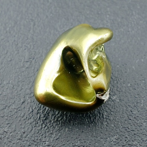 Seashell bryłka z dziurką 18x16 mm nr 129