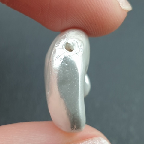 Seashell bryłka z dziurką 18x16 mm nr 57