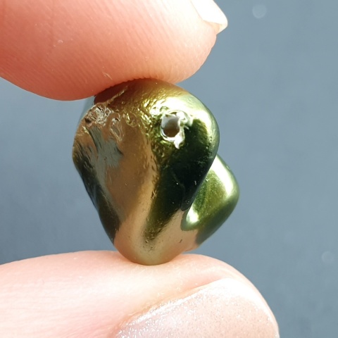 Seashell bryłka z dziurką 19x13 mm nr 124