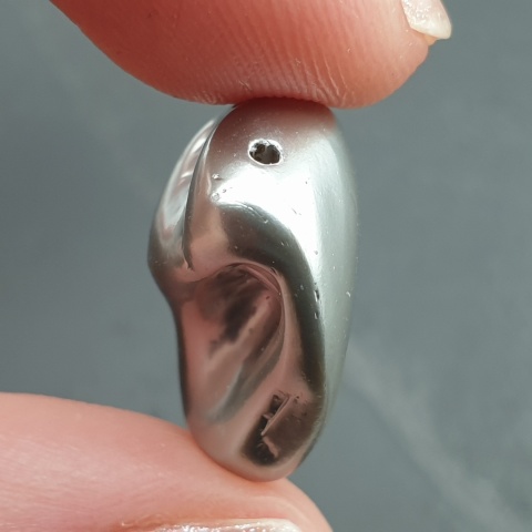 Seashell bryłka z dziurką 19x15 mm nr 249