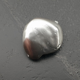 Seashell bryłka z dziurką 19x16 mm nr 207