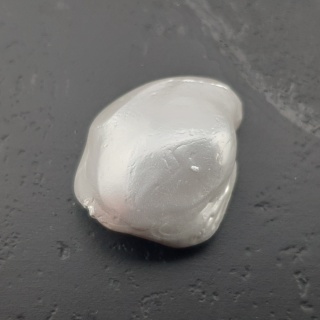 Seashell bryłka z dziurką 19x16 mm nr 20