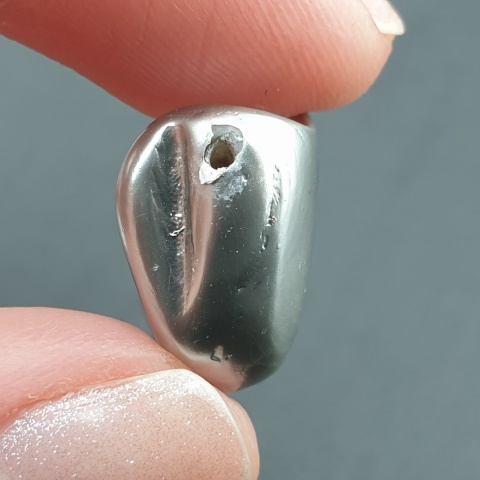 Seashell bryłka z dziurką 19x16 mm nr 217