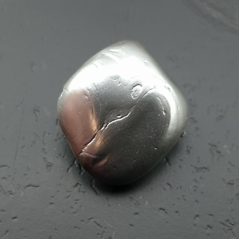 Seashell Nugget with Hole 19x16 mm no 245