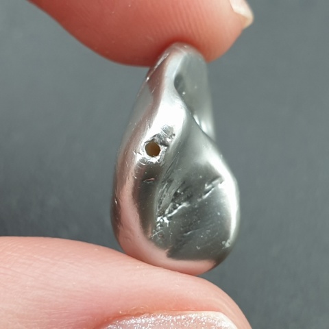 Seashell Nugget with Hole 19x16 mm no 245