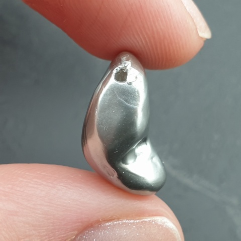 Seashell bryłka z dziurką 19x16 mm nr 251