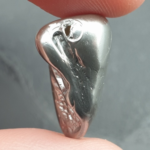 Seashell bryłka z dziurką 19x16 mm nr 285