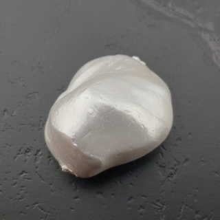 Seashell bryłka z dziurką 19x16 mm nr 90