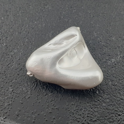 Seashell bryłka z dziurką 19x17 mm nr 1