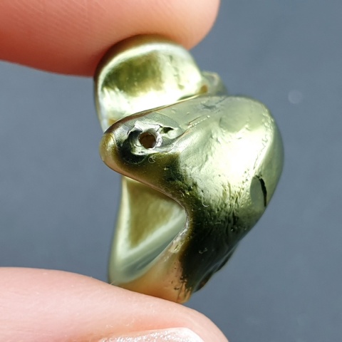 Seashell Nugget with Hole 19x18 mm no 113