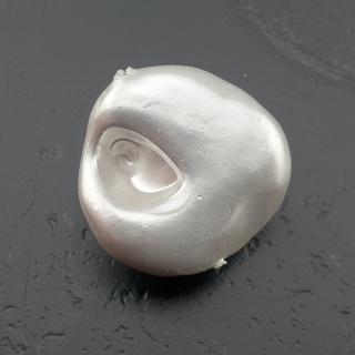Seashell bryłka z dziurką 19x18 mm nr 54