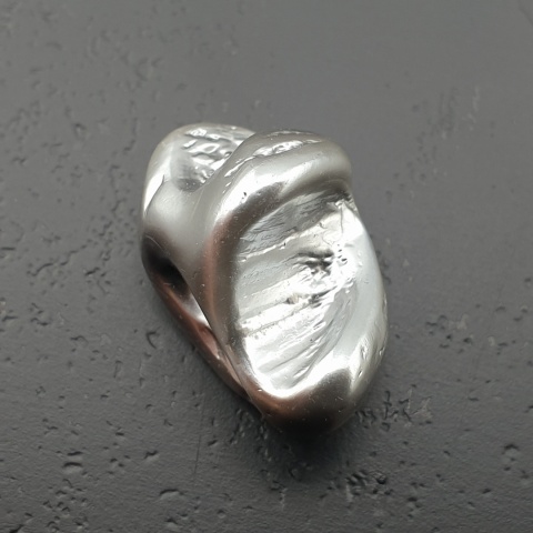 Seashell Nugget with Hole 20x12 mm no 250
