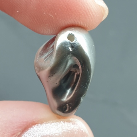 Seashell bryłka z dziurką 20x13 mm nr 265