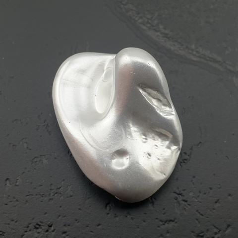 Seashell Nugget with Hole 20x14 mm no 62