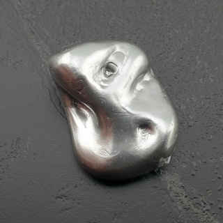 Seashell bryłka z dziurką 20x15 mm nr 212