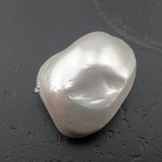 Seashell bryłka z dziurką 20x16 mm nr 70