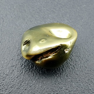 Seashell bryłka z dziurką 20x18 mm nr 126