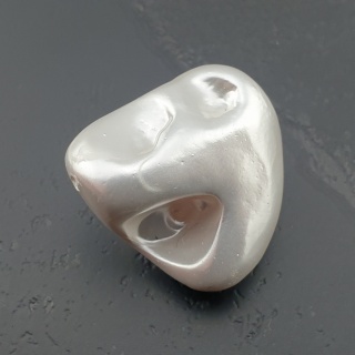 Seashell bryłka z dziurką 20x19 mm nr 45