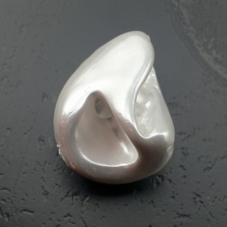 Seashell bryłka z dziurką 21x16 mm nr 92