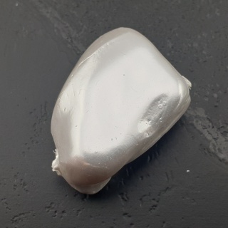 Seashell bryłka z dziurką 21x17 mm nr 28