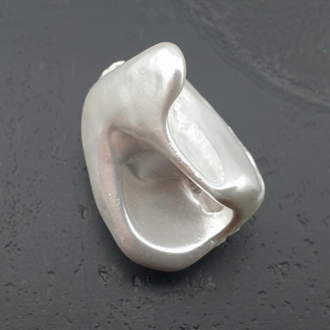 Seashell bryłka z dziurką 21x17 mm nr 36