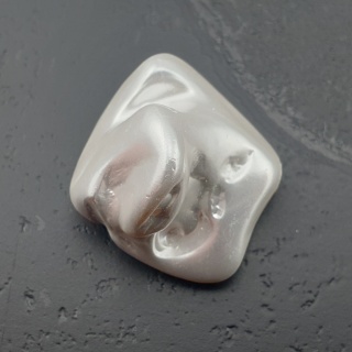 Seashell bryłka z dziurką 21x17 mm nr 58