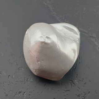 Seashell bryłka z dziurką 21x18 mm nr 66