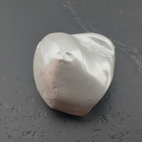 Seashell Nugget with Hole 21x18 mm no 66