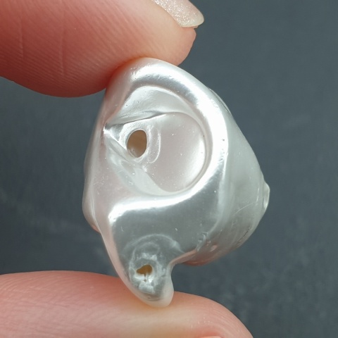 Seashell Nugget with Hole 21x18 mm no 66