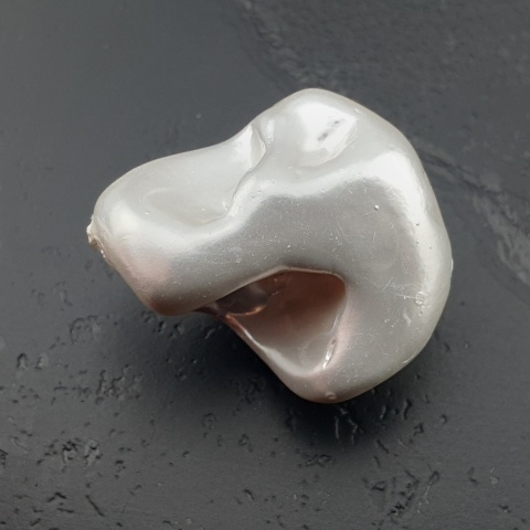 Seashell bryłka z dziurką 21x18 mm nr 96