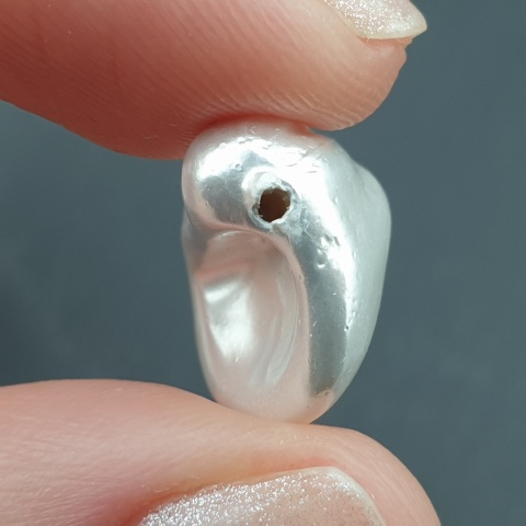 Seashell bryłka z dziurką 22x14 mm nr 68