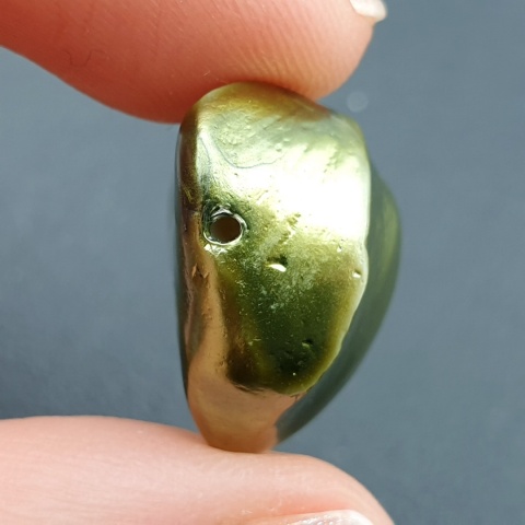 Seashell bryłka z dziurką 22x17 mm nr 114