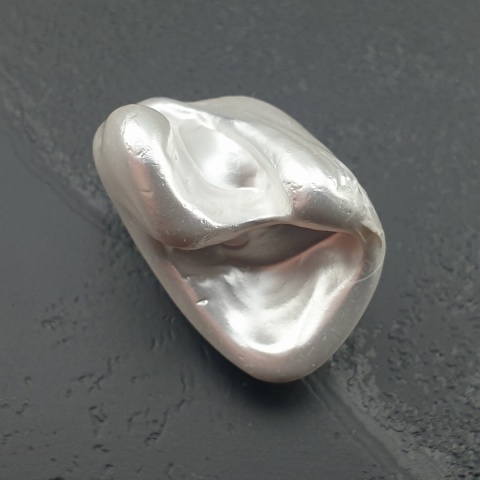 Seashell bryłka z dziurką 22x17 mm nr 30