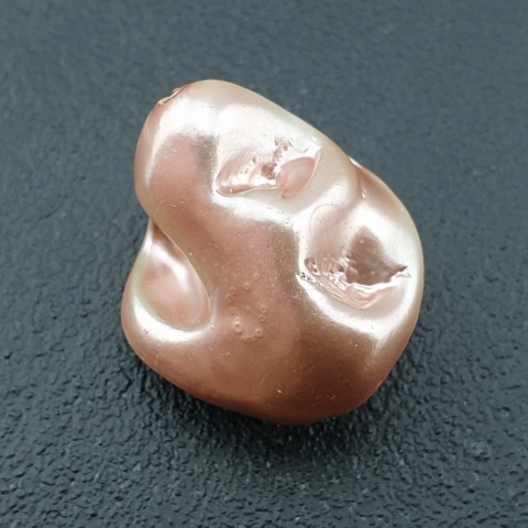 Seashell Nugget with Hole 22x18 mm no 150
