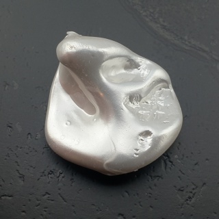 Seashell bryłka z dziurką 22x19 mm nr 89