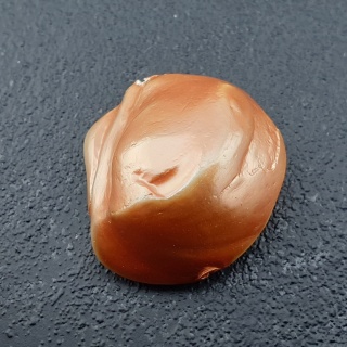 Seashell bryłka z dziurką 22x20 mm nr 169