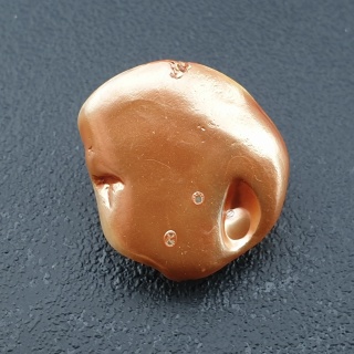 Seashell bryłka z dziurką 22x20 mm nr 169