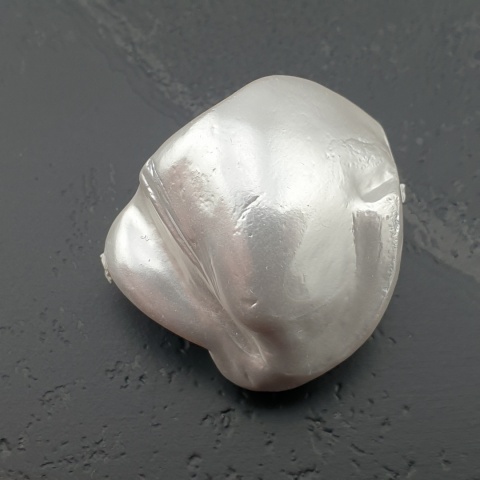 Seashell bryłka z dziurką 22x20 mm nr 29