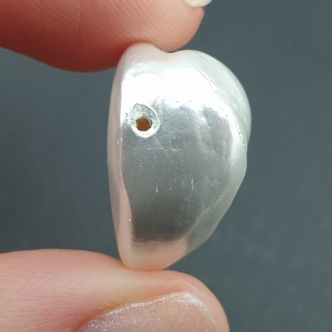 Seashell Nugget with Hole 22x20 mm no 48