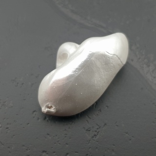 Seashell bryłka z dziurką 23x12 mm nr 49