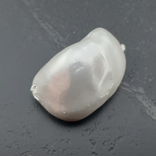 Seashell bryłka z dziurką 23x15 mm nr 23