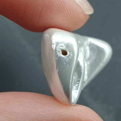 Seashell bryłka z dziurką 23x15 mm nr 79