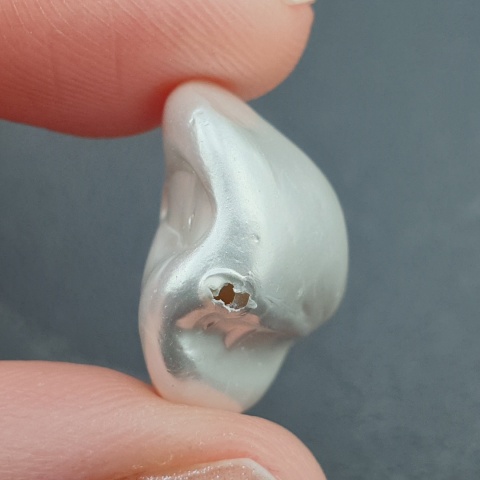 Seashell bryłka z dziurką 23x18 mm nr 95