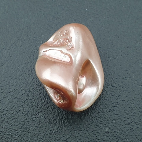 Seashell Nugget with Hole 23x19 mm no 143