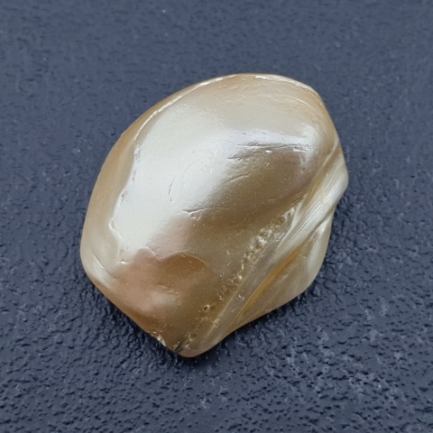 Seashell bryłka z dziurką 23x19 mm nr 185