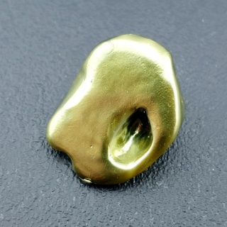 Seashell bryłka z dziurką 24x18 mm nr 122