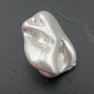 Seashell bryłka z dziurką 24x19 mm nr 83