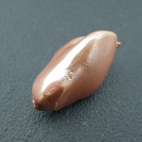 Seashell Nugget with Hole 26x17 mm no 141