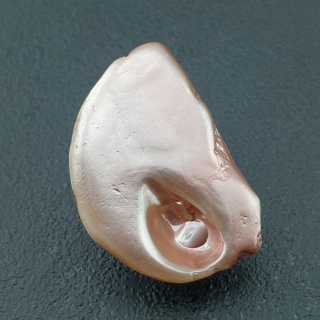 Seashell bryłka z dziurką 26x18 mm nr 135