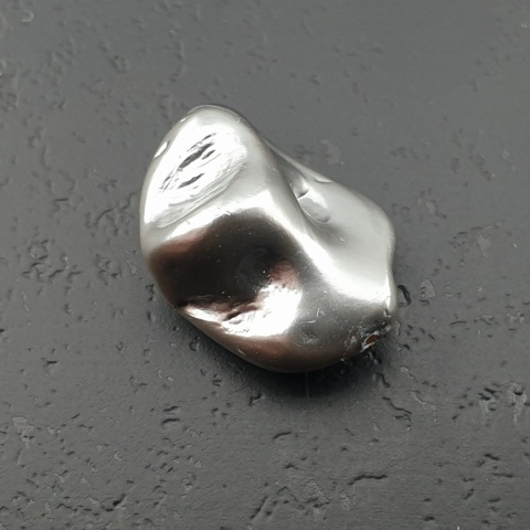 Seashell bryłka z dziurką 15x11 mm nr 310